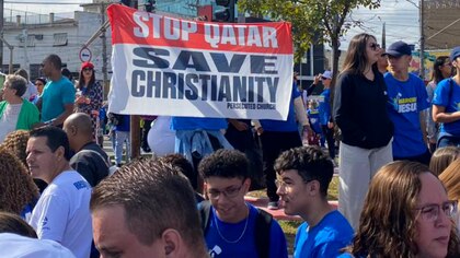 Fuerte denuncia de la persecución de cristianos en Qatar en un masivo acto evangélico en Brasil