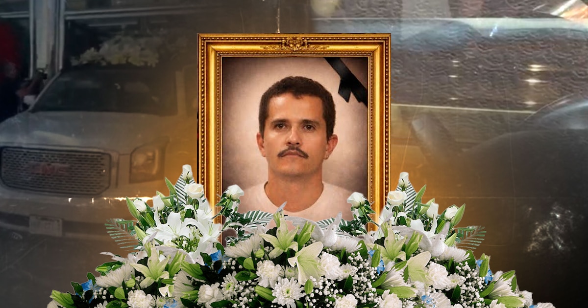 Llena de flores rojas y blancas: así es la ostentosa tumba de El Mencho, supuestamente vigilada por halcones - Infobae