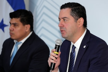 La reducción presupuestaria para 2026 responde tanto a presiones internas de disciplina fiscal como al contexto regional de inflación y desaceleración económica. (Foto: EFE/ Gustavo Amador)