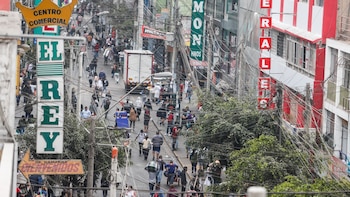 Mafias se pelean por el control de Gamarra: 1.000 comerciantes extorsionados con 10 soles diarios