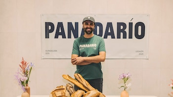 Darío, el arquitecto autodidacta convertido en el mejor panadero de Madrid: “Cuando abrimos hace 10 años, nos preguntaban: ‘¿No tenéis pan normal?’”