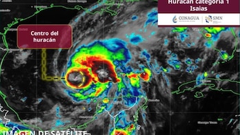 Huracán Isaías se intensifica a categoría 1 y activa alerta por lluvias en el sureste de México
