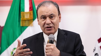 El gobernador de Sonora, Alfonso Durazo, salió en defensa del gobierno de Claudia Sheinbaum. EFE/ José Méndez