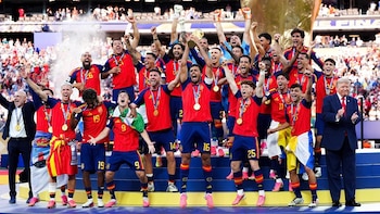 Un futbolista de la selección española cede un millón de euros a los empleados de la Federación tras ganar el Mundial