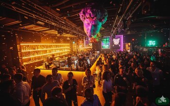 Clandestino combina la fiesta y