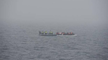 Reino Unido sitúa en 781 los migrantes registrados en un día tras cruzar el Canal, una cifra récord