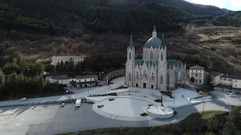 El santuario de película a dos horas de Roma: un lugar poco conocido que combina historia con naturaleza y espiritualidad