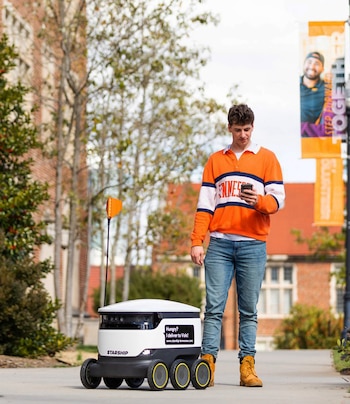 Starship Technologies introduce robots autónomos