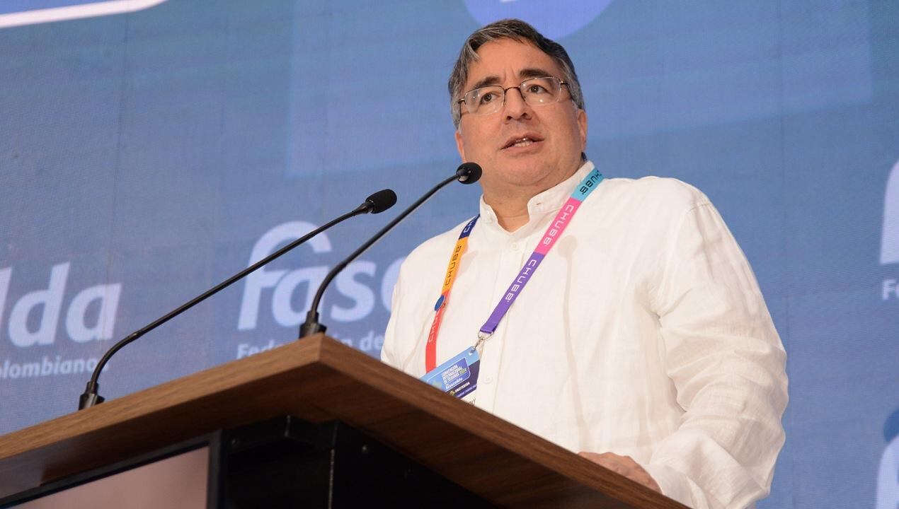 El presidente de la federación de aseguradores resalta los obstáculos que enfrentarán los ciudadanos para obtener una pensión digna, subrayando la importancia de revisar la propuesta gubernamental - crédito Fasecolda