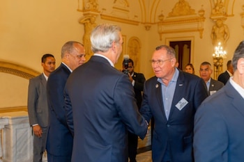 El ministro de Seguridad Gerzon Velásquez sostuvo reuniones con el mandatario Luis Abinader y el general estadounidense Francis Donovan. (Foto: Cortesía)