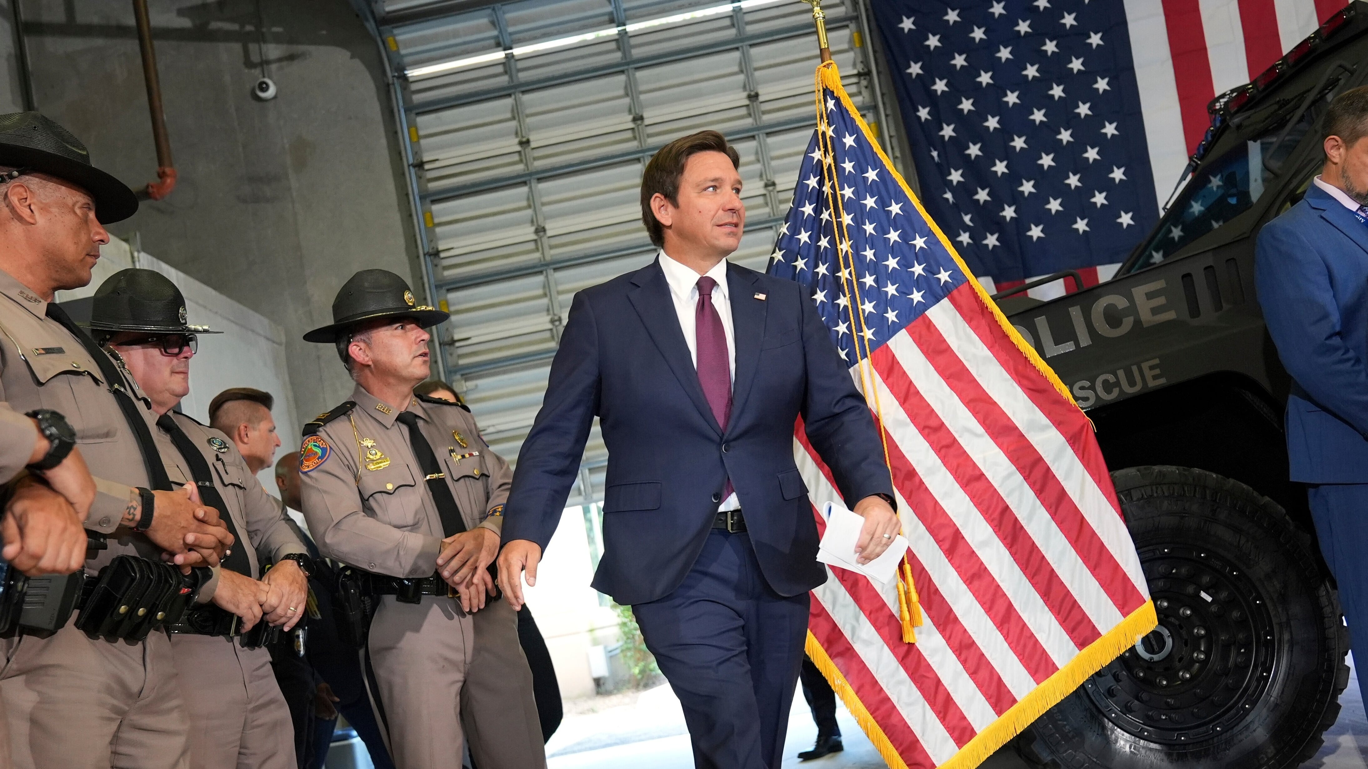 Florida siguió como el mayor mercado de seguros de la ACA con casi 4 millones de afiliados, aunque sufrió la mayor pérdida absoluta con unas 443.000 bajas (Foto AP/Rebecca Blackwell, archivo)