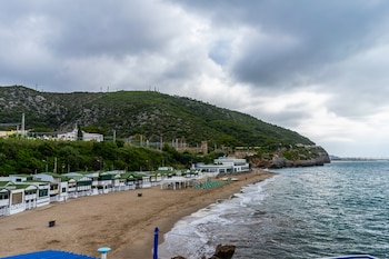 Les casetes del Garraf, en Sitges., Barcelona (Shutterstock España).