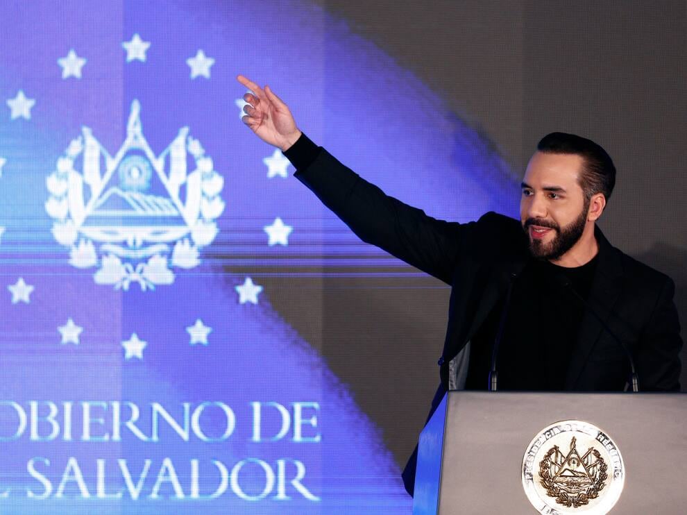 La seguridad se consolidó como el principal logro del gobierno de Nayib Bukele en la encuesta del Iudop, con 47% de menciones. Foto Infobae Centroamérica/EFE