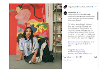 Las fotos de Lucas Ricci recorren Buenos Aires, desde un café clásico hasta murales de La Boca, para unir moda, fútbol y memoria
