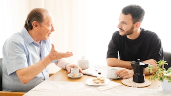 El músico detrás del fenómeno del abuelo Coqui y sus consejos: “Nunca sabés hasta dónde puede llegar una canción”