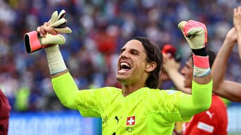 Yann Sommer se retira de