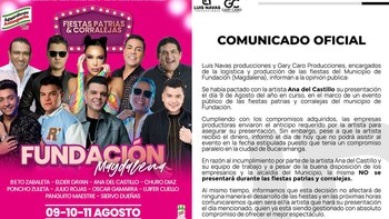 Ana del Castillo incumplió contrato