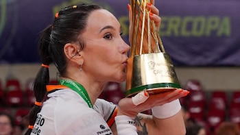 Voleibolista trans de Osasco queda