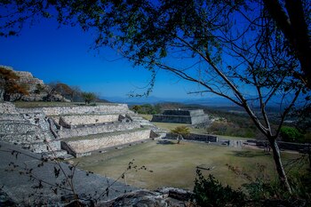 La zona arqueológica Xochicalco es