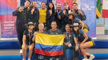 La natación artística, la esgrima y el ecuestre entregaron tres oros para Colombia en finales definidas por Gustavo Sánchez, el equipo de espada masculina y Roberto Terán-crédito Comité Olímpico Colombiano