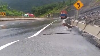 Rajaduras en la doble vía