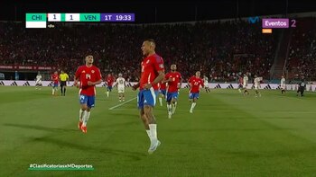 Gol de Eduardo Vargas con