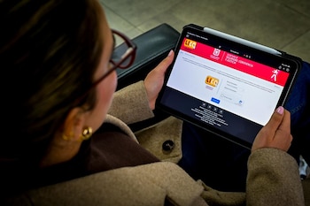 La herramienta digital de la Secretaría de Seguridad permite consultar obligaciones, actualizar la información y recibir el comprobante por correo electrónico sin acudir a una entidad bancaria, con corte al 31 de agosto de 2026 - crédito Secretaría de Seguridad