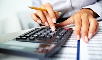 Pagar las obligaciones dentro del plazo establecido es la principal recomendación para mejorar el historial crediticio.