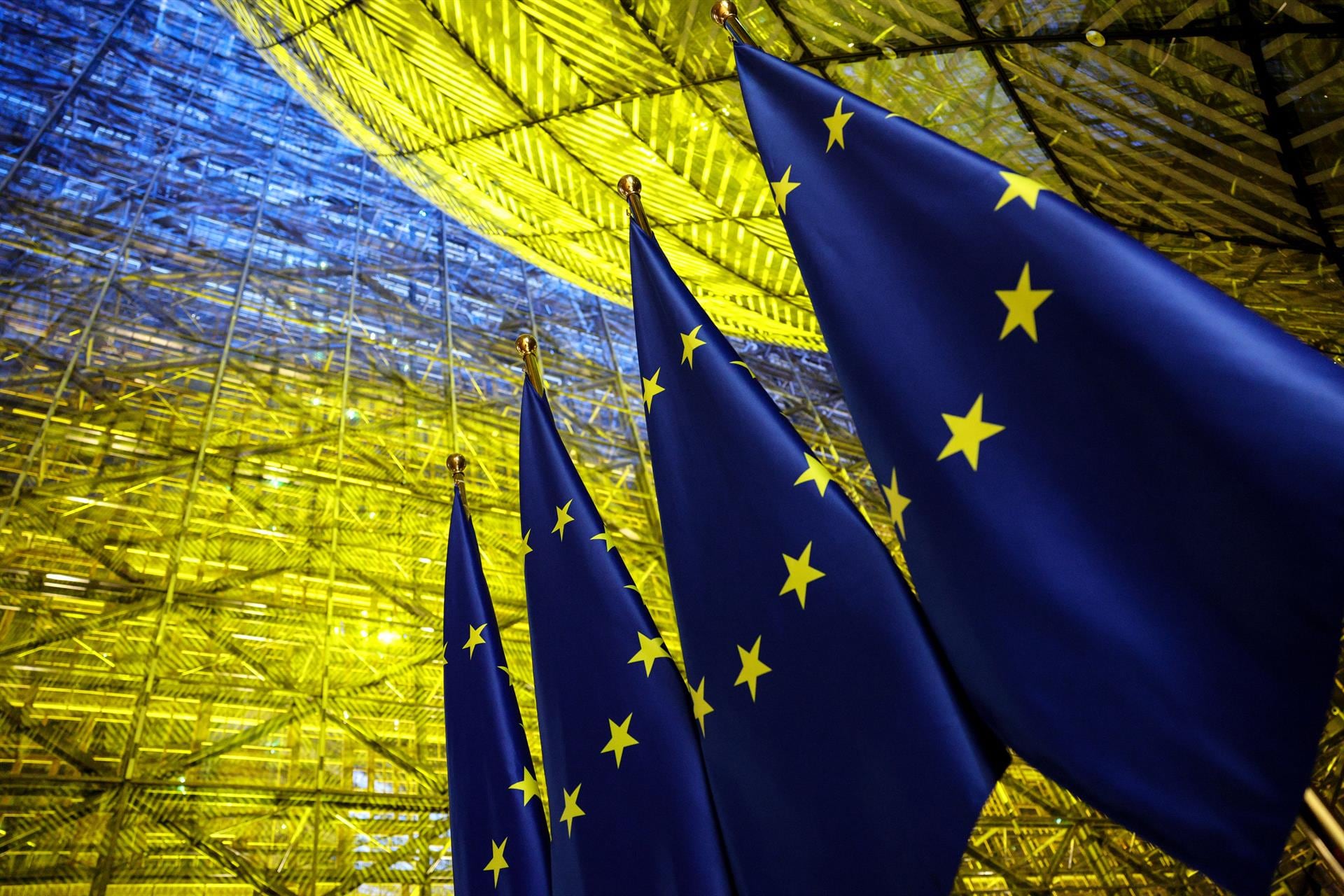 Bruselas entrega a Ucrania 2.860 millones de euros para reforzar su defensa