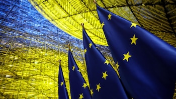 Bruselas desembolsa otros casi 2.900 millones de euros a Ucrania para drones, misiles y armamento