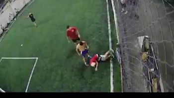 Video: quisieron robarles una bicicleta