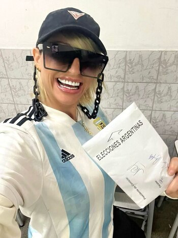 Vicky Xipolitakis votó en el