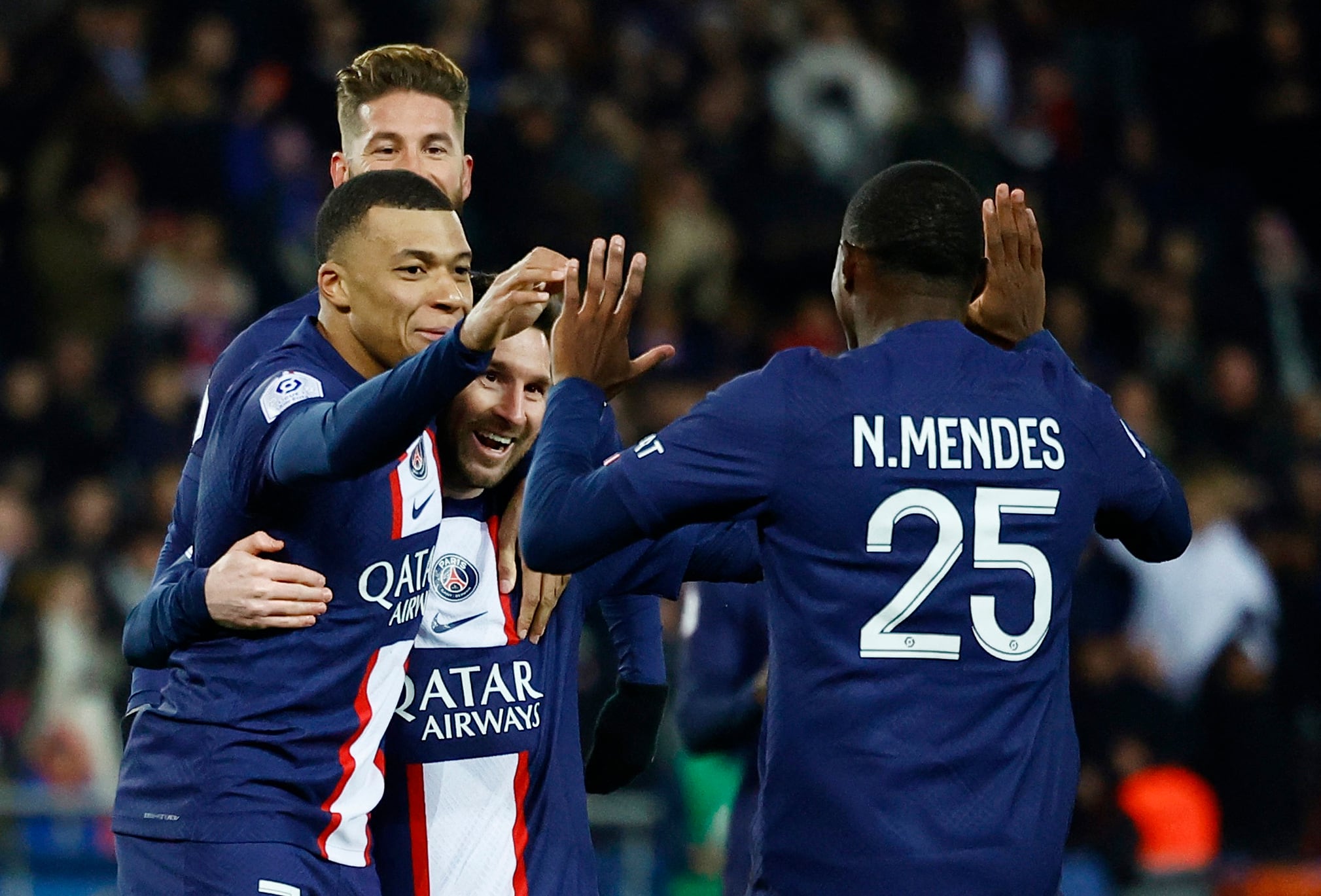 Una anécdota de Mbappé reveló la técnica de Lionel Messi en los entrenamientos del PSG (REUTERS/Sarah Meyssonnier)