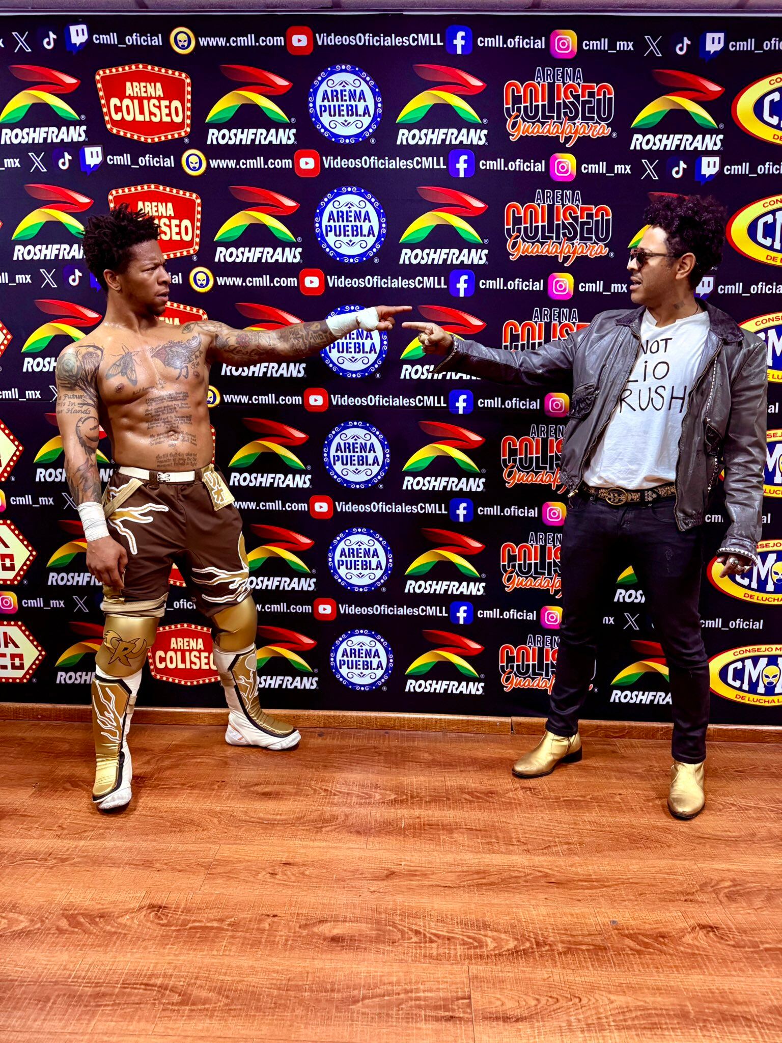 CMLL convirtió una broma viral en un momento histórico, reuniendo a Kalimba y Lio Rush en el ring tras un combate entre estrellas de AEW, ROH y luchadores mexicanos. (X / CMLL)