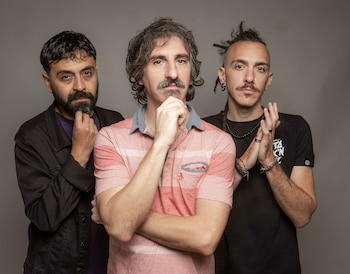 Hilda Lizarazu y Juan Rosasco en su nuevo videoclip, "Astronauta"