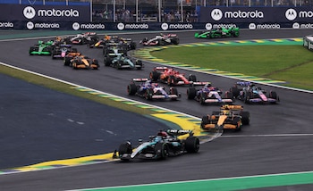 Largada de la Fórmula 1 en San Pablo, ciudad que cada año tiene un impacto económico de 500 millones de dólares (REUTERS/Amanda Perobelli)