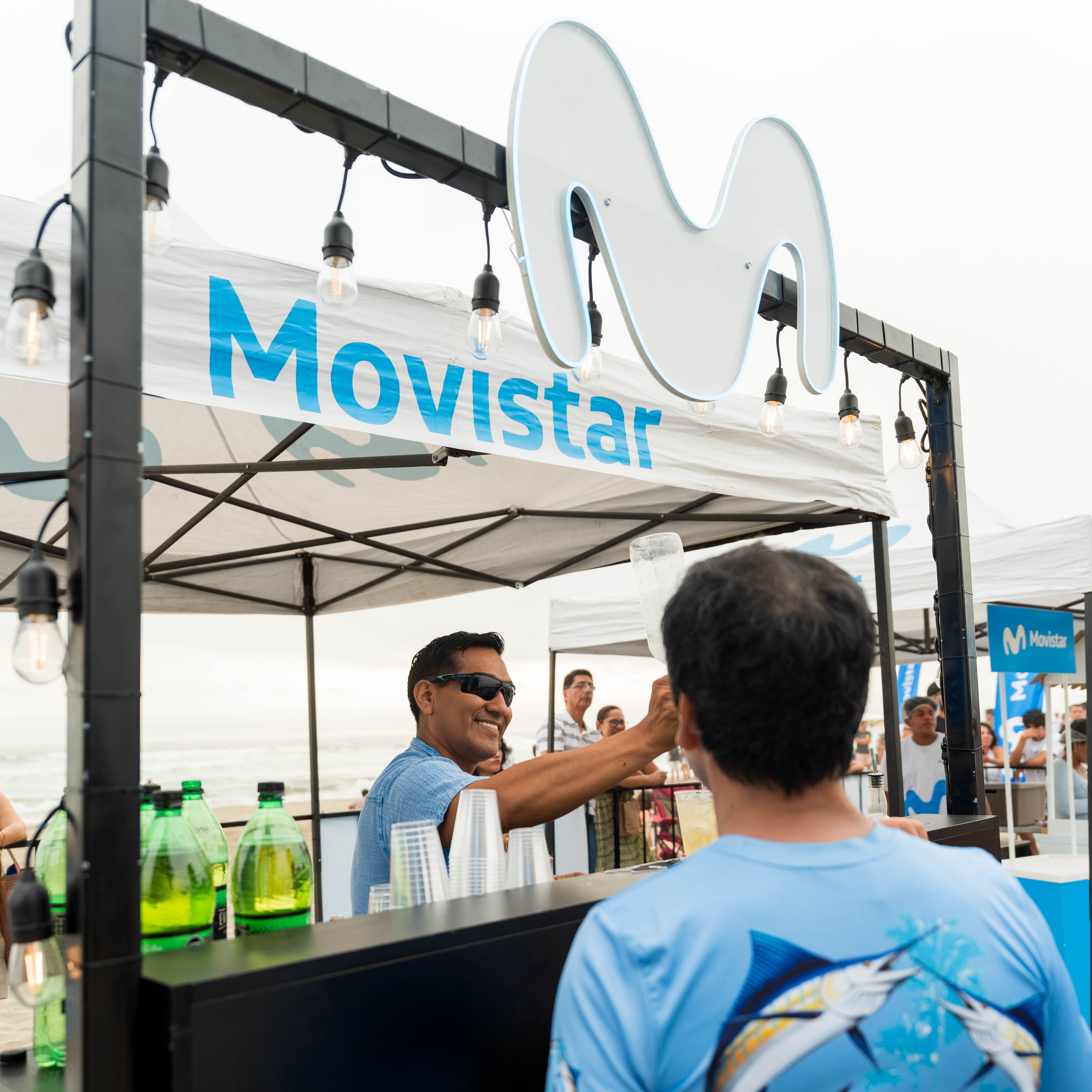 Experiencia completa: gastronomía y música frente al mar para los usuarios de Movistar.