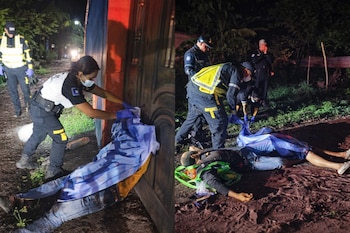 Dos escenas nocturnas muestran a varios miembros de personal de emergencia uniformado junto a personas tendidas en el suelo, algunas cubiertas con telas.