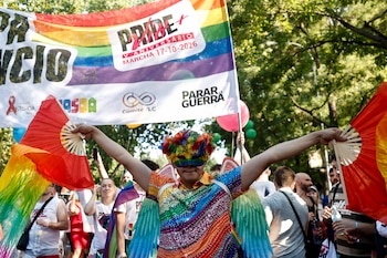 Vista general de la manifestación del Orgullo 2026 en Madrid. (EFE/Sergio Pérez)