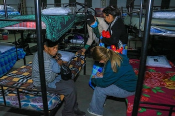 13 personas de los distritos