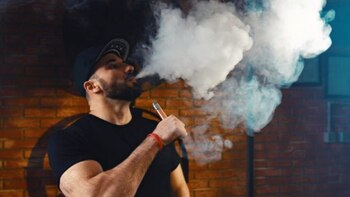 ¡Atención! Fumar cigarrillos electrónicos aumenta