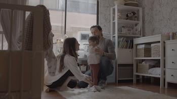 Emprender lejos de casa: así es la vida de una familia colombo-española en Bogotá
