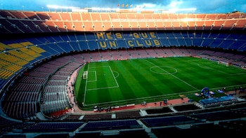 La construcción del Camp Nou y de La Masía se decidió en una Asamblea convocada por el presidente Agustí Montal el 14 de noviembre de 1950