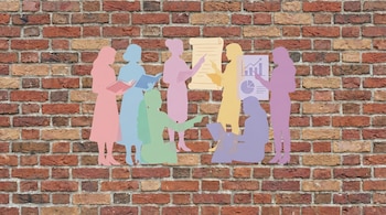 Siluetas coloridas de mujeres interactuando con libros, un pergamino, un portátil y gráficos. El fondo es una pared de ladrillo.