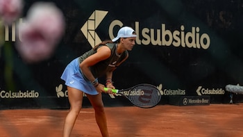 Emiliana Arango lo dio todo pero se despidió en la semifinal de la Copa Colsanitas en una batalla de resistencia