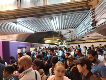 Aglomeraciones en estaciones de la