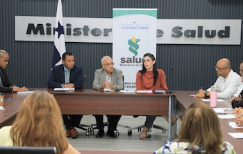 Autoridades de salud coordinan los pasos a seguir, de presentarse casos importados de sarampión. (MINSA)