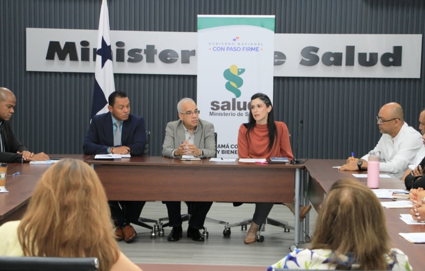 Autoridades de salud coordinan los pasos a seguir, de presentarse casos importados de sarampión. (MINSA)