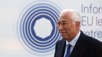 Costa pide a los líderes