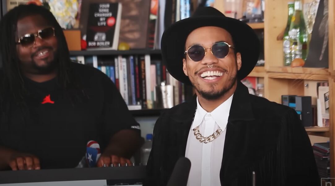 Anderson .Paak & The Free Nationals fusionan géneros en uno de los Tiny Desk más aclamados, con 115 millones de visualizaciones